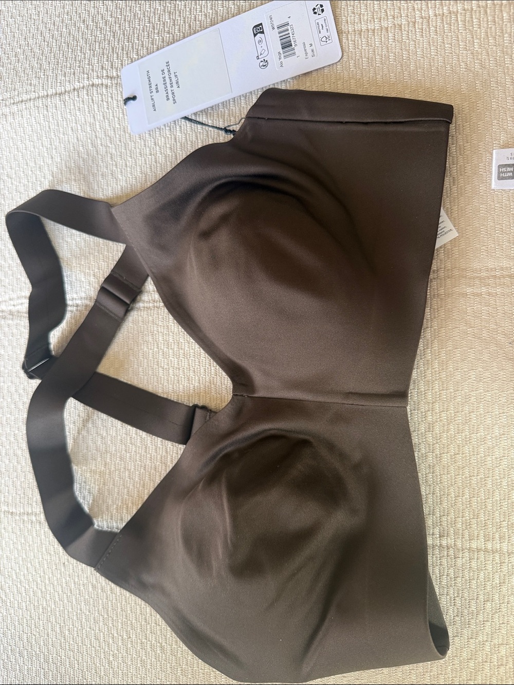 ALO Yoga Smooth wireless Airlift Strength Bra
